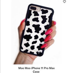 Wildflowe cases Moo Moo IPhone 11 Pro Max case